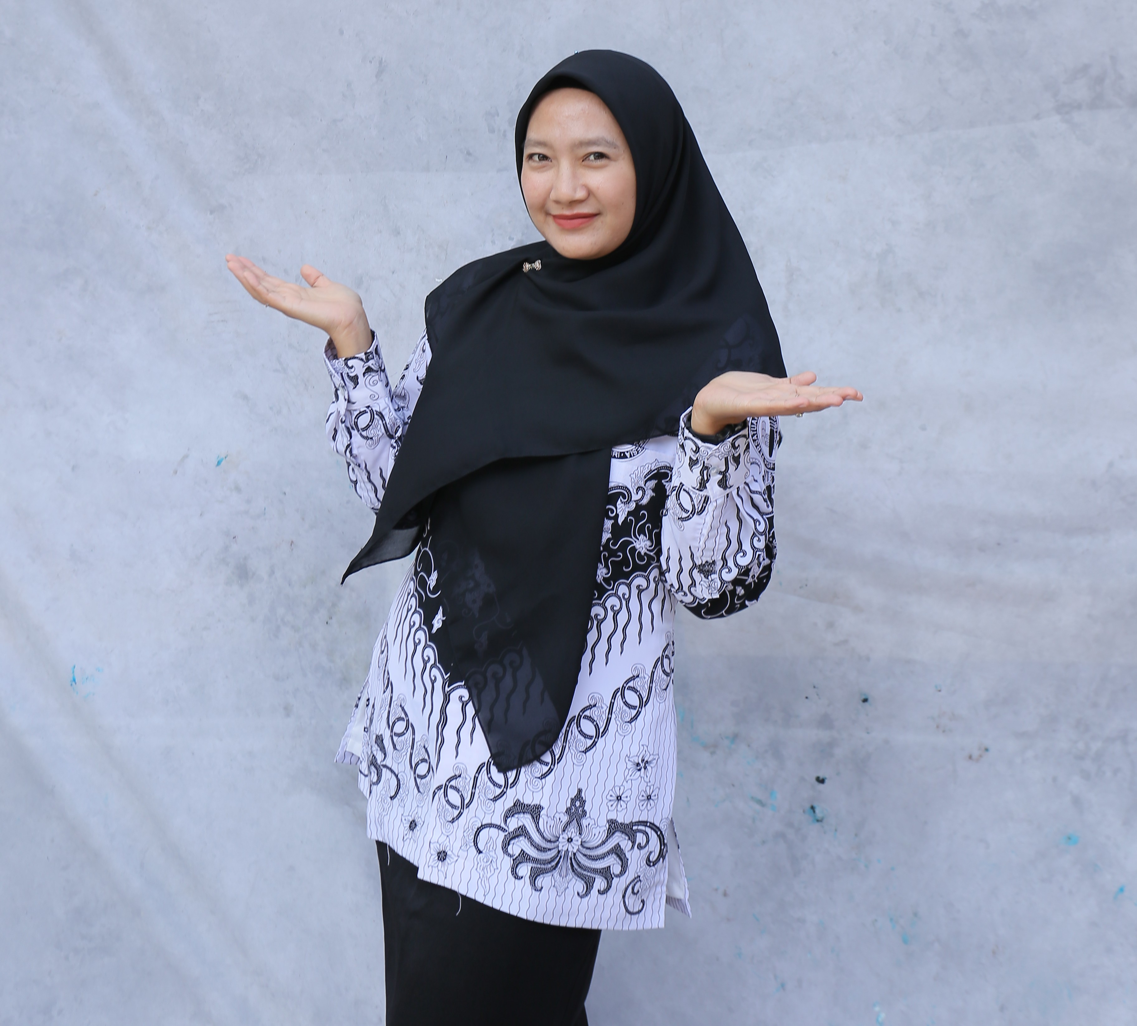 apt. Lyta Helvetri, S.Farm., Gr.